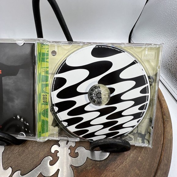 Red Hot + Rio: Pure Listening Pleasure - Audio CD - Picture 3 of 5